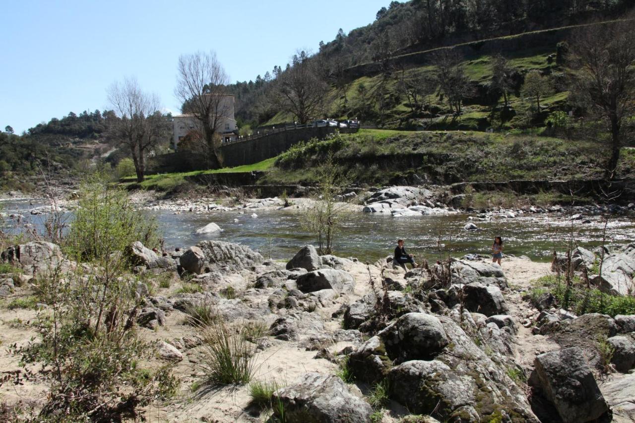 A L'Oree Des Cevennes Aigremont Exterior photo